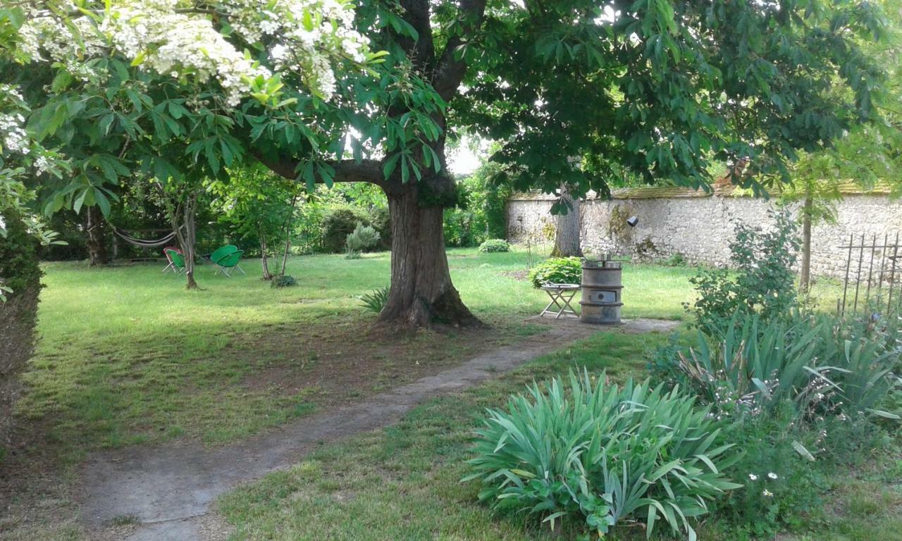 Une Maison A La Campagne Beaune-la-Rolande Exteriér fotografie